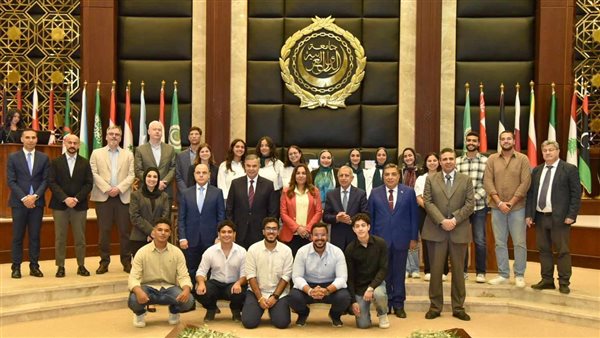 جانب من الافتتاح