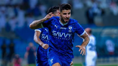 بمشاركة طارق حامد.. ضمك يخسر أمام الهلال بريمونتادا في الدوري السعودي