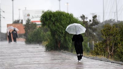 أمطار رعدية وأمواج مرتفعة.. تحذيرات من طقس السعودية اليوم 