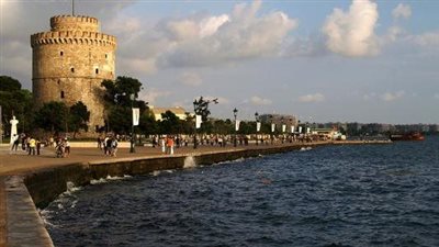 السلطات اليونانية تلقي القبض على أمريكية بتهمة الاعتداء الجنسي على رجل