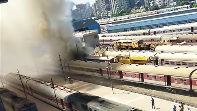 السيطرة على حريق بحوش قطارات في محطة رمسيس