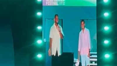 نجم وجنبي نجم.. بطل الذهبية الأولمبية أحمد الجندي في حفل ويجز بمهرجان العلمين الجديدة 