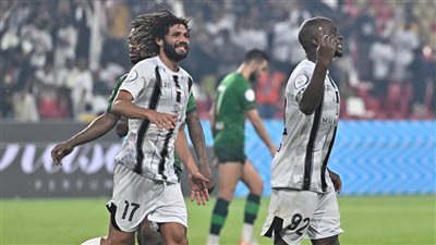 بعد مساهمته في تحقيق الفوز.. جماهير الجزيرة الإماراتي تتصارع على قميص محمد النني | فيديو 