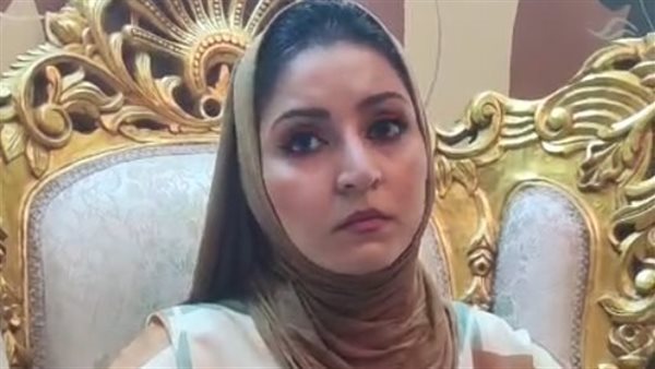 الفتاة فاطمة 