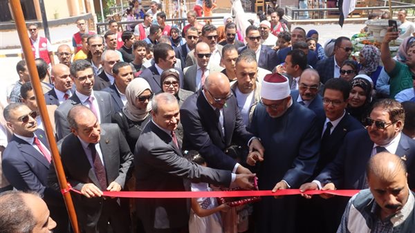 افتتاح معرض لدار