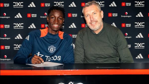 مانشستر يونايتد يعلن