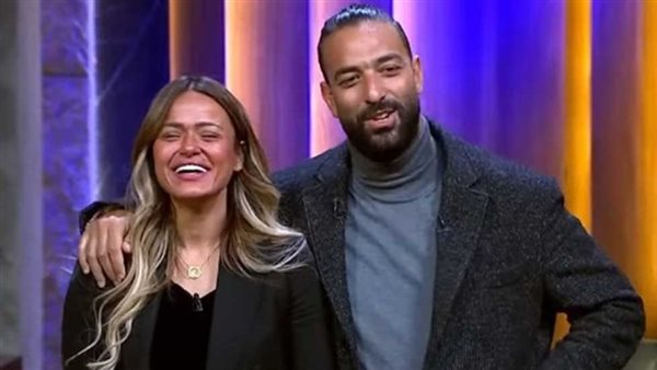 ميدو وزوجته 