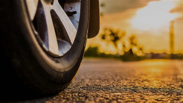 إطارات السيارة 