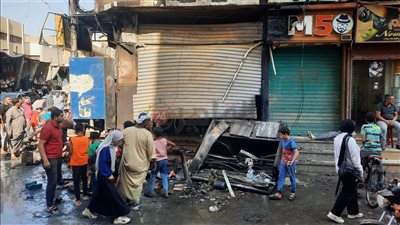 المحل اتفحم.. اندلاع حريق هائل بسوبر ماركت بمدينة ملوي في المنيا| صور
