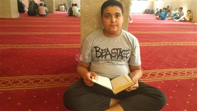 عبد الرحمن محارب السرطان سرد القرآن كاملا في 6 ساعات بالمنوفية: نفسي ربنا يشفيني واطلع قاضي