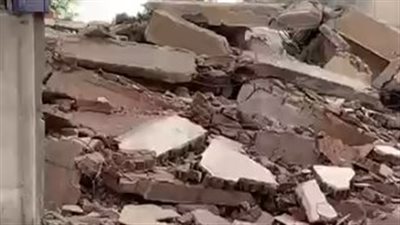 إخلاء منزل من السكان بعد انهيار سقف الدور الأول بالدقهلية