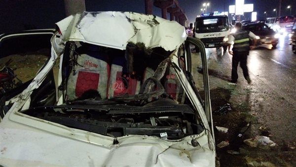 انقلاب سيارة ميكروباص