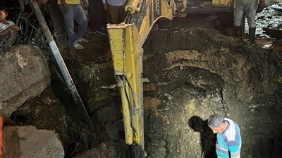 استجابة فورية من محافظ القليوبية.. الانتهاء من تصليح عطل خط 800 مللي بقرية ناي بقليوب