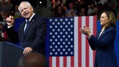 تعرض موكب تيم والز نائب كمالا هاريس لحادث وإصابة بعض مرافقيه 