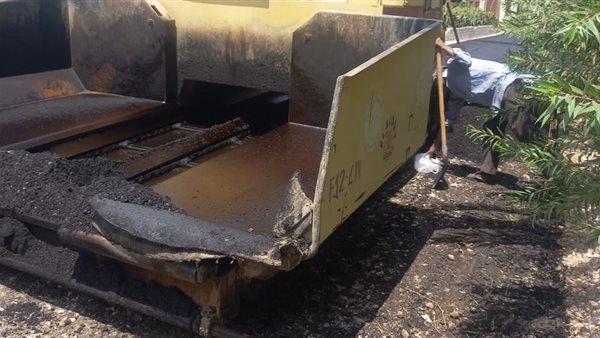 رصف الشوارع بأسيوط