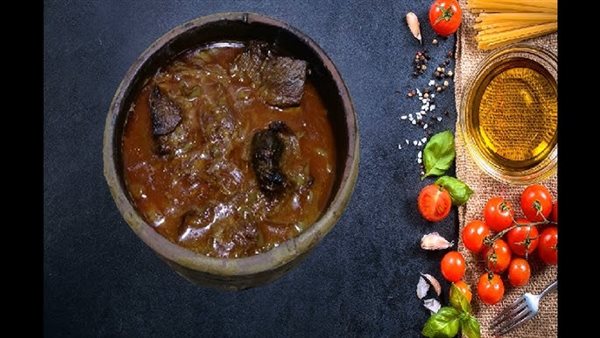 طاجن لحمة بالبصل