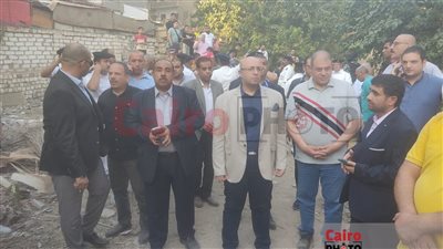 محافظ بني سويف يتابع إجراءات إخماد حريق مخازن التربية والتعليم| صور 