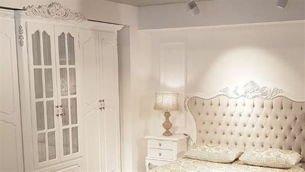 غرف نوم كلاسيك للعرسان