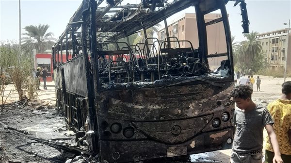 حريق في أتوبيس سياحي