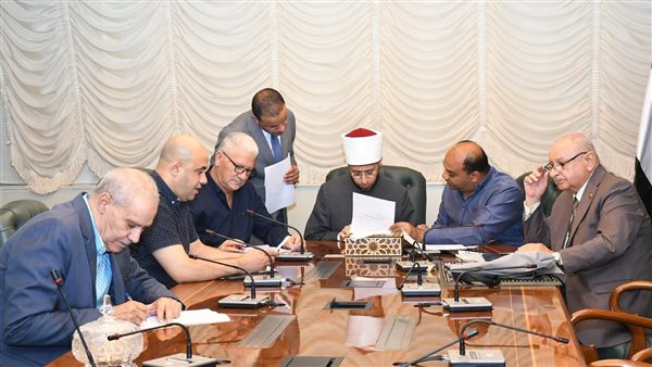  وزير الأوقاف يستقبل
