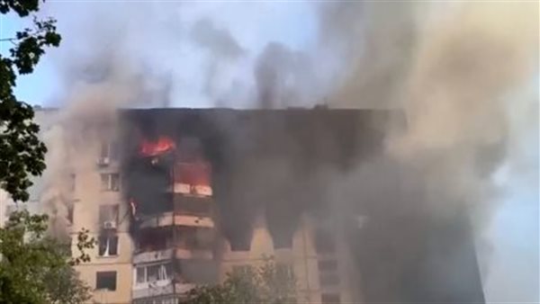 قصف مبنى المعهد العسكري