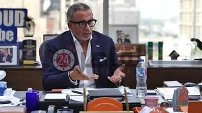 الجهاز الفني لمنتخب مصر ينعي شقيقة عمرو الجنايني