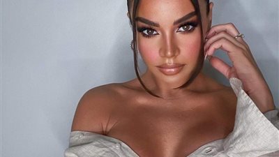 بإطلالة جريئة.. الراقصة جوهرة تشعل السوشيال ميديا في أحدث ظهور لها (صور)