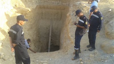 القبض على موظف بالأزهر و8 آخرين خلال تنقيبهم عن الآثار بمنزل في سوهاج