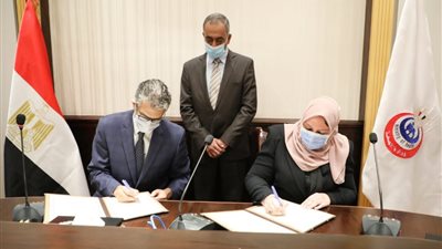 “الصحة” تعلن التعاون مع منظمات مجتمع مدني للتوعية والحد من انتشار الإيدز (صور)