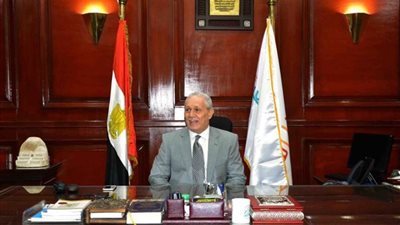 محافظ الأقصر يوجه رؤساء المدن بتوعية المواطنين بموعد التصالح في مخالفات البناء