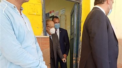 كمال الجنزوري يدلي بصوته في انتخابات مجلس الشيوخ 2020 (صور)