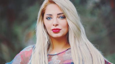 مي حلمي تتجاهل نبأ طلاقها من محمد رشاد بهذه الطريقة (صورة وفيديو)