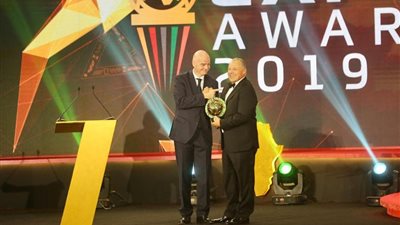 رؤساء الاتحادات العالمية يهنئون هاني أبوريدة بعيد ميلاده