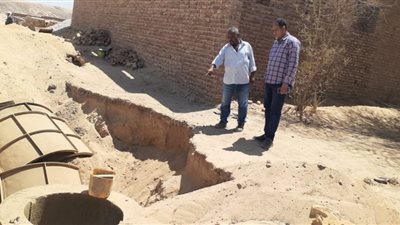 بدء ربط خطوط الصرف الصحي الفرعية بالطود في الأقصر بالخط الرئيسي تمهيدًا لتشغيله (صور)