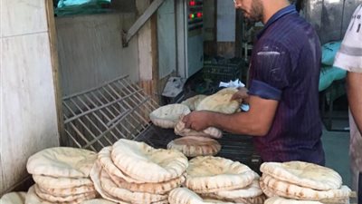 “التموين”: مرور ميداني على المخابز لمتابعة صرف الخبز بـ5 قروش للمواطنين (صور)