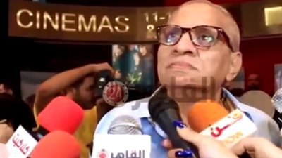 أحمد السبكي: “بفتخر إن كل أفلامي بها غناء ورقص” (فيديو)