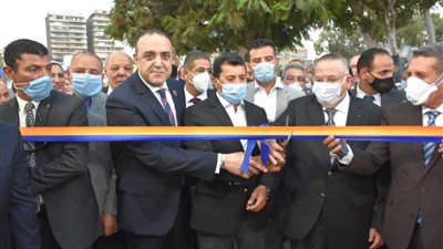 افتتاح مجمع حمامات السباحة بنادي الشمس.. ووزير الرياضة: أحد المصانع الرياضية الكبرى (صور)