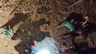 استخراج جثة طفل من تحت أنقاض عقار منهار بطنطا