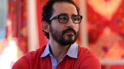 “طلب 25 مليون جنيه”.. سينرجي تفاوض أحمد حلمي على الظهور الأول له تلفزيونيًا