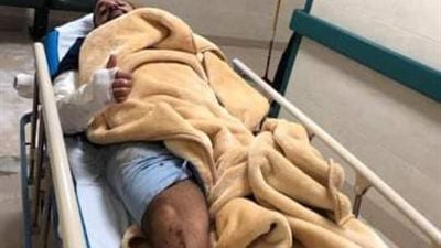 نجاة المخرج رؤوف السيد من حادث مروع بطريق وادي النطرون (صور)