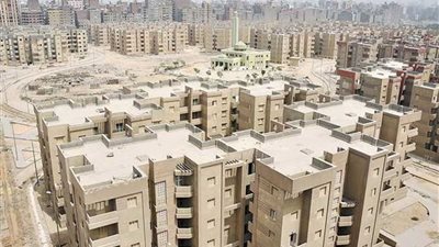 محافظة الجيزة: توفير سكن بديل لـ232 أسرة بأرض المطار بعد البدء في إخلاء 7 بلوكات بالمنطقة