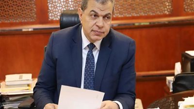 منحة الـ500 جنيه من وزارة القوى العاملة.. تعرف على موعد استكمال صرف الدفعة الثالثة وعدد المستحقين