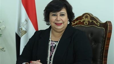 وزيرة الثقافة تطلق ملتقى المبادرة المسرحية “المؤلف مصري”
