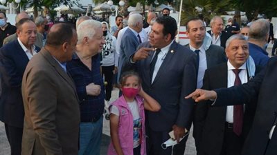 مرتضى منصور ووزير الرياضة يفتتحان صالتي تنس الطاولة والألعاب الإلكترونية