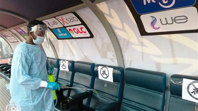 تعقيم استاد الإسماعيلية استعدادًا لمواجهة الدراويش وزعيم الثغر بالدوري (صور)