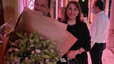 بعد فيروز.. ماجدة الرومي تلتقي ماكرون في قصر الصنوبر (صور)