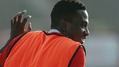 أجايي يطلب إجازة من الأهلي لزيارة أسرته.. وفايلر يرحب