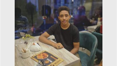 «محمد» الأول على دبلوم الصنايع: توقعت تفوقي قبل بداية العام الدراسي وأحلم بهندسة الكهرباء