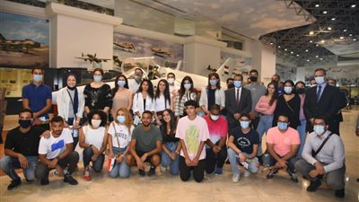 وزيرة الهجرة: الجيش المصري فخر لنا ودرع يقي الشعب من المؤامرات (صور)