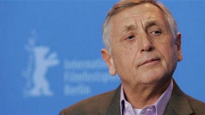 الموت يغيب المخرج التشيكي جيري مينزل عن عمر 82 عامًا